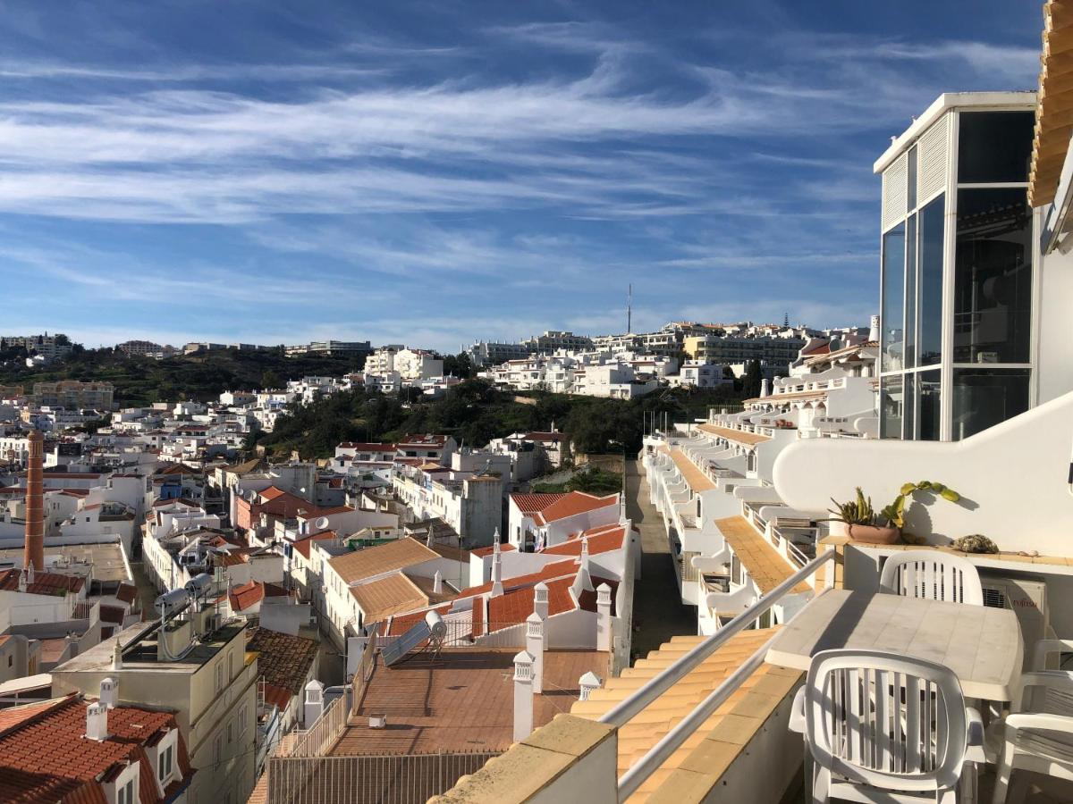 Beachfront 2 Bedroom Apartment Albufeira